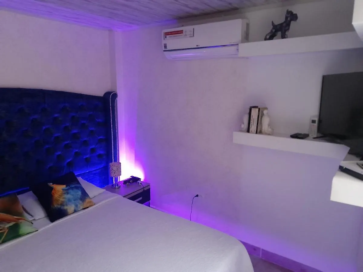 Apartamento# 7 - 2 Habitaciones Cali Sur 0*,